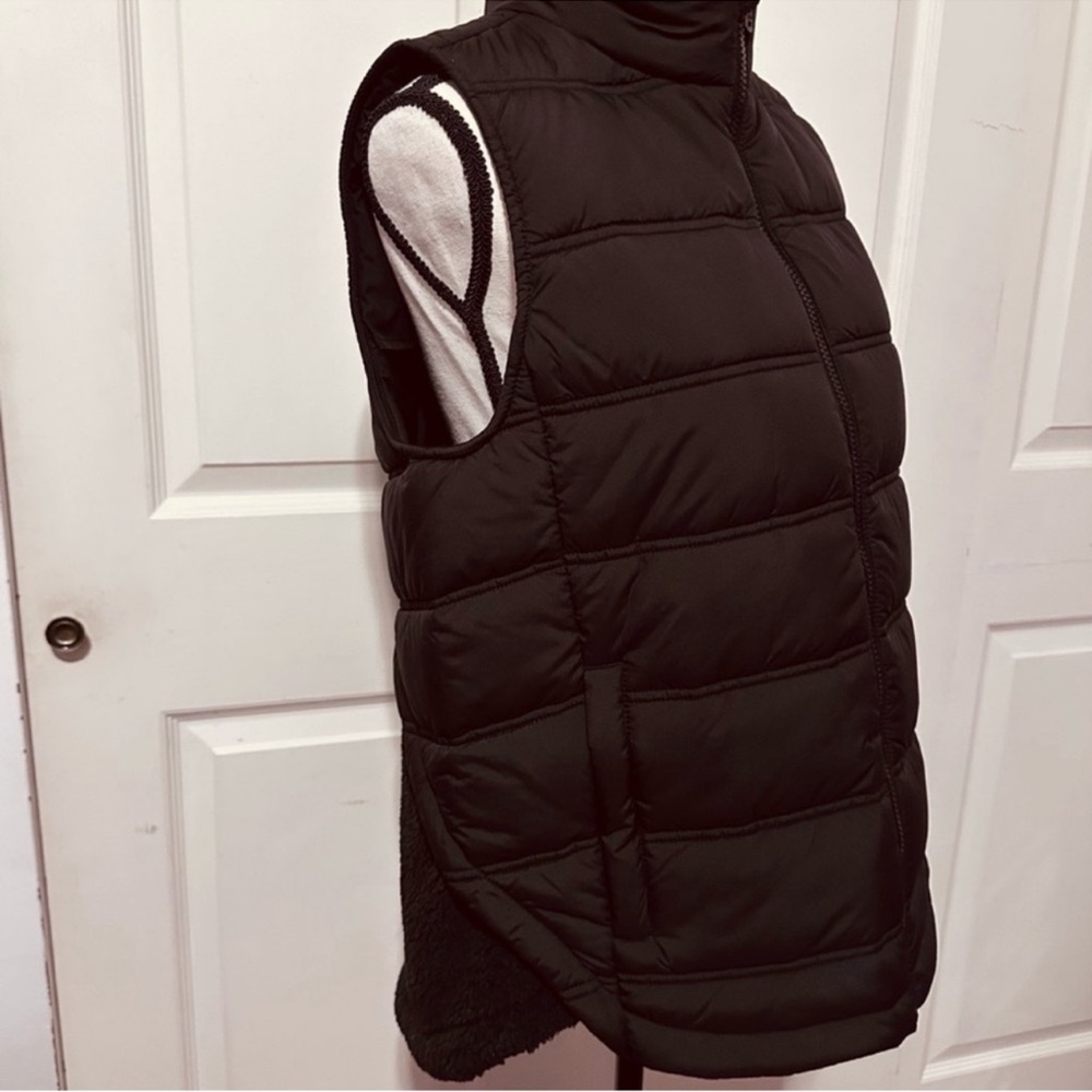 Bernardo | Vest | Bernardo Women's Roundabout High Low Quilted Puffer Ve… - Picture 4 of 13